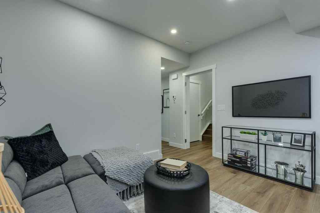 MLS® A2248437 - 181 Mitchell Road NW in Glacier Ridge Calgary, Residential