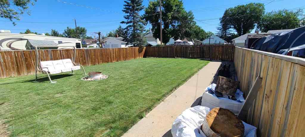 MLS® A2248441 - 5107 53 Street  in NONE Taber, Residential