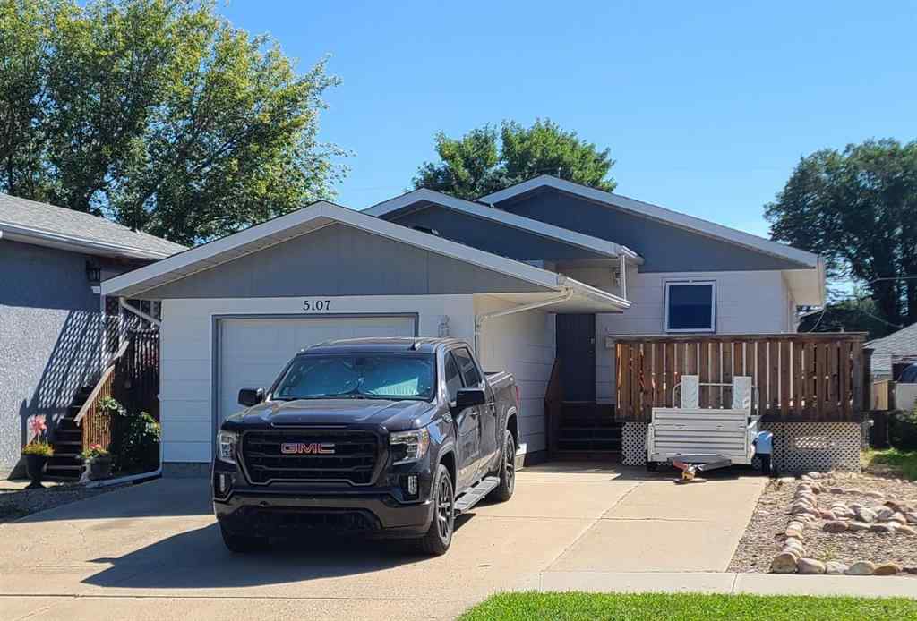MLS® A2248441 - 5107 53 Street  in NONE Taber, Residential