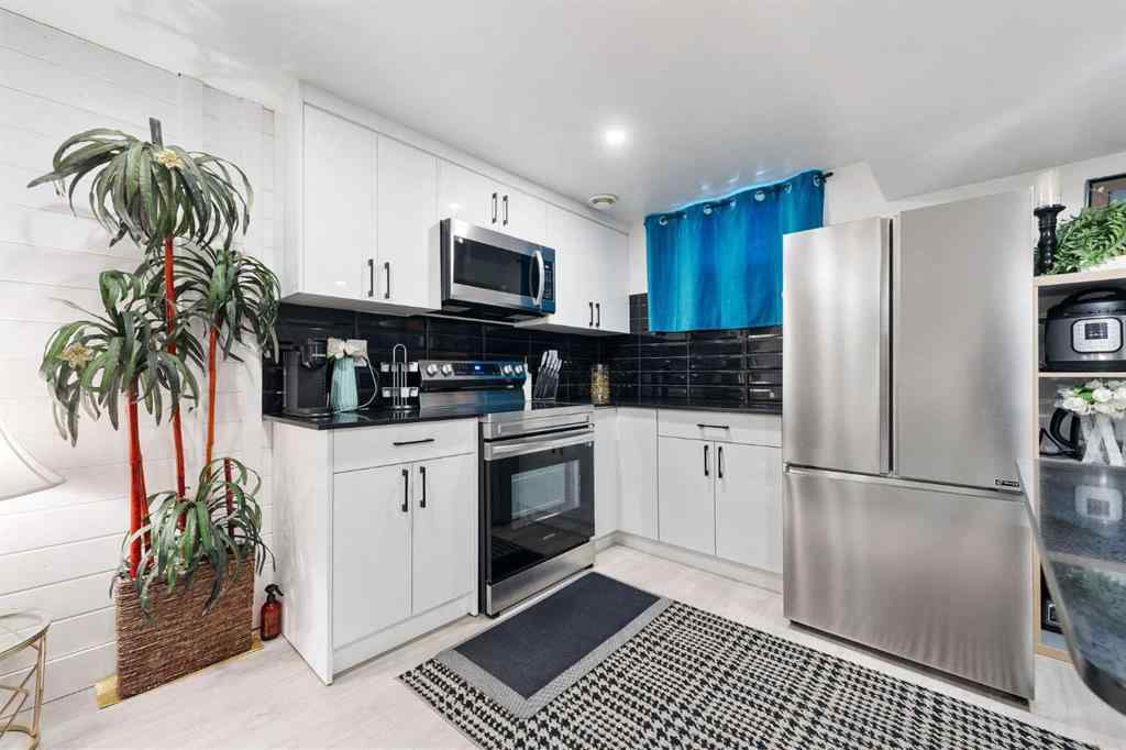 MLS® A2248444 - 79 Beaconsfield Way NW in Beddington Heights Calgary, Residential