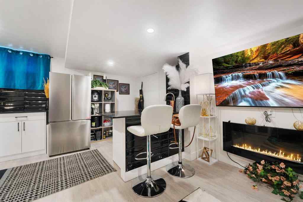 MLS® A2248444 - 79 Beaconsfield Way NW in Beddington Heights Calgary, Residential