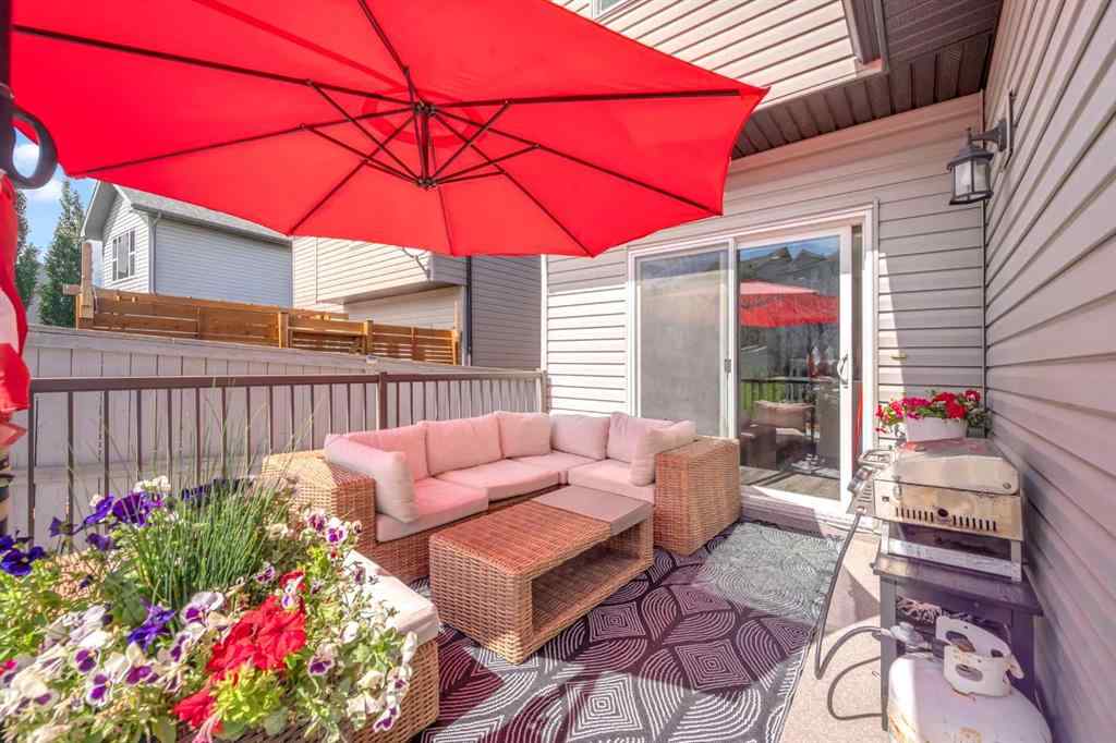 MLS® A2248446 - 342 Hillcrest Circle SW in Hillcrest Airdrie, Residential