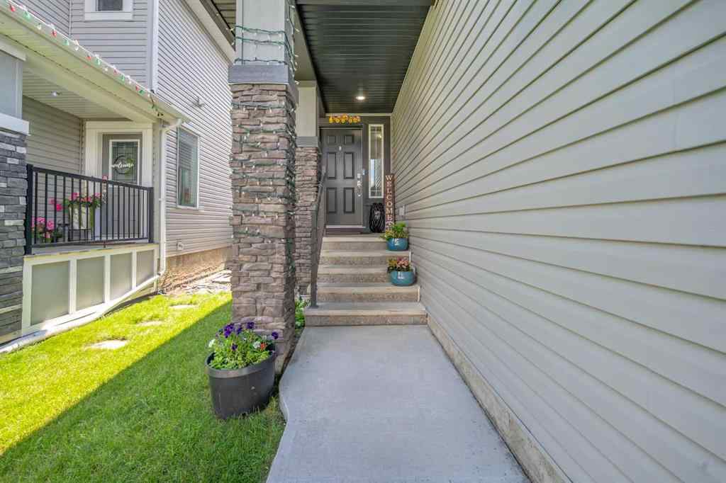MLS® A2248446 - 342 Hillcrest Circle SW in Hillcrest Airdrie, Residential