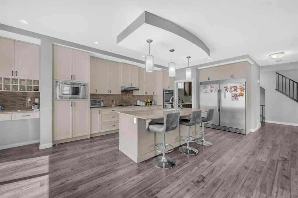 MLS® A2248446 - 342 Hillcrest Circle SW in Hillcrest Airdrie, Residential