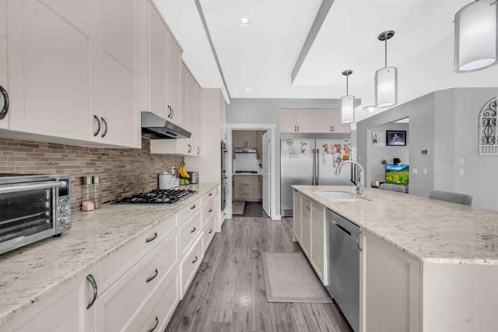 MLS® A2248446 - 342 Hillcrest Circle SW in Hillcrest Airdrie, Residential