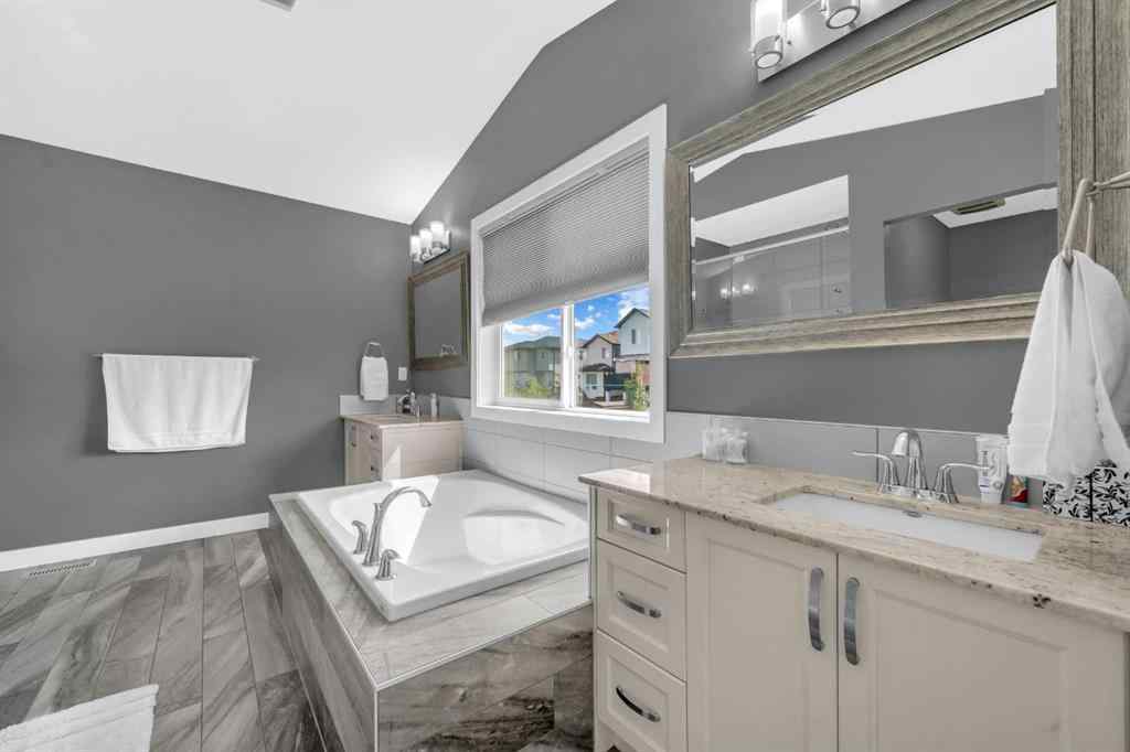 MLS® A2248446 - 342 Hillcrest Circle SW in Hillcrest Airdrie, Residential