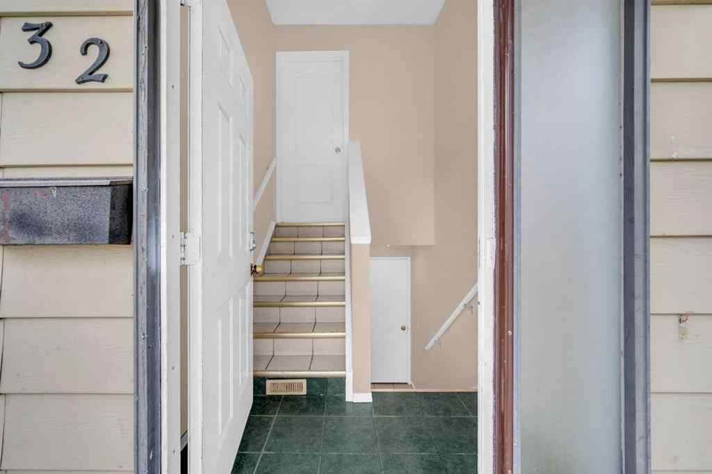 MLS® A2248456 - 32 Fallingworth Place  in Falconridge Calgary, Residential