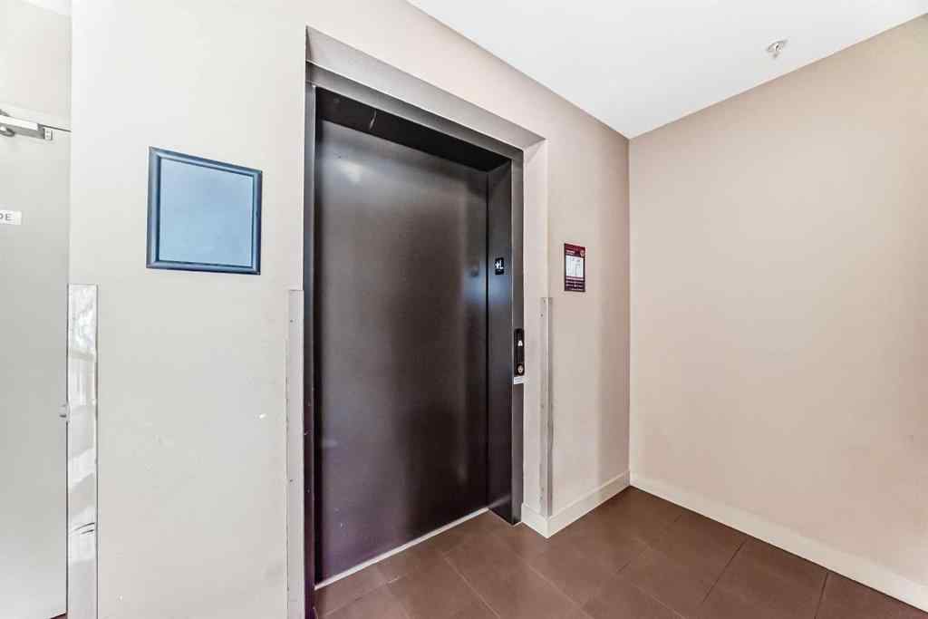 MLS® A2248462 - Unit #211 3950 46 Avenue NW in Varsity Calgary, Residential