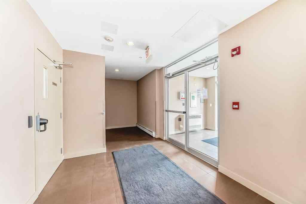 MLS® A2248462 - Unit #211 3950 46 Avenue NW in Varsity Calgary, Residential