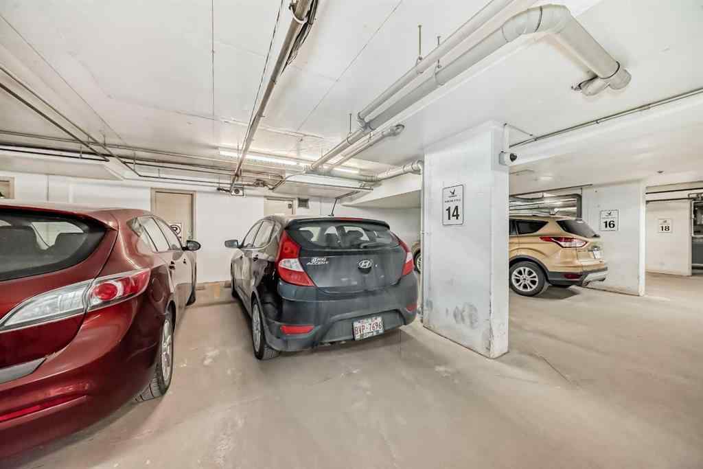 MLS® A2248462 - Unit #211 3950 46 Avenue NW in Varsity Calgary, Residential
