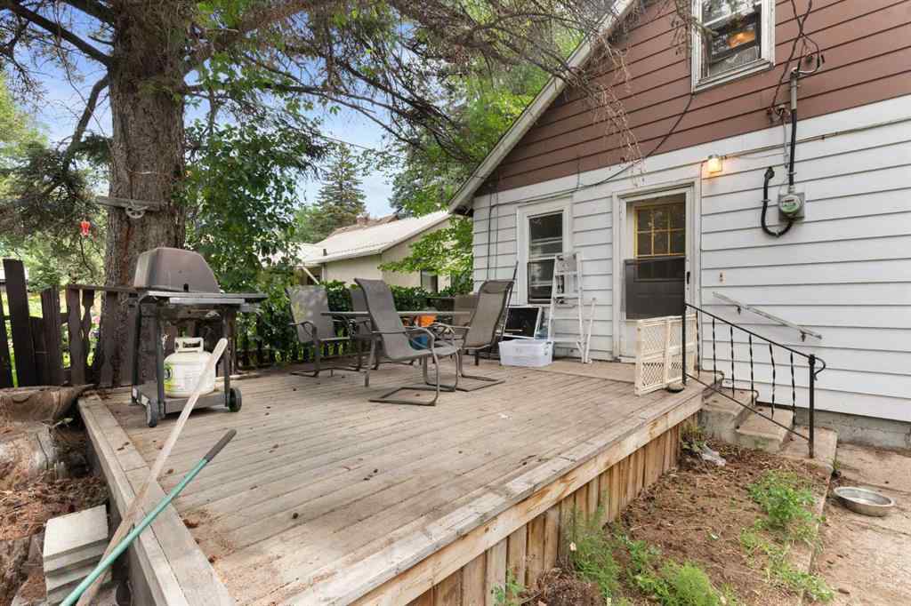 MLS® A2248465 - 111 2 Street  in Central Brooks, Residential
