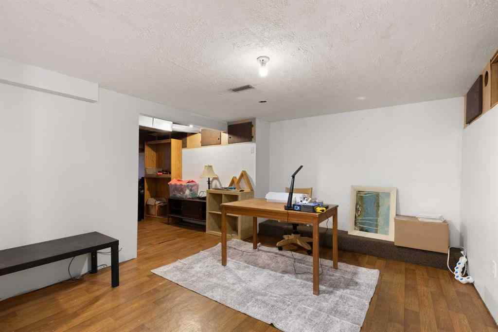 MLS® A2248465 - 111 2 Street  in Central Brooks, Residential