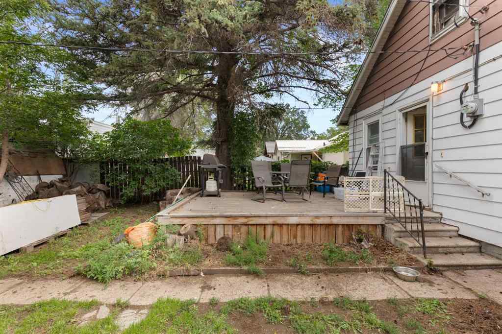 MLS® A2248465 - 111 2 Street  in Central Brooks, Residential