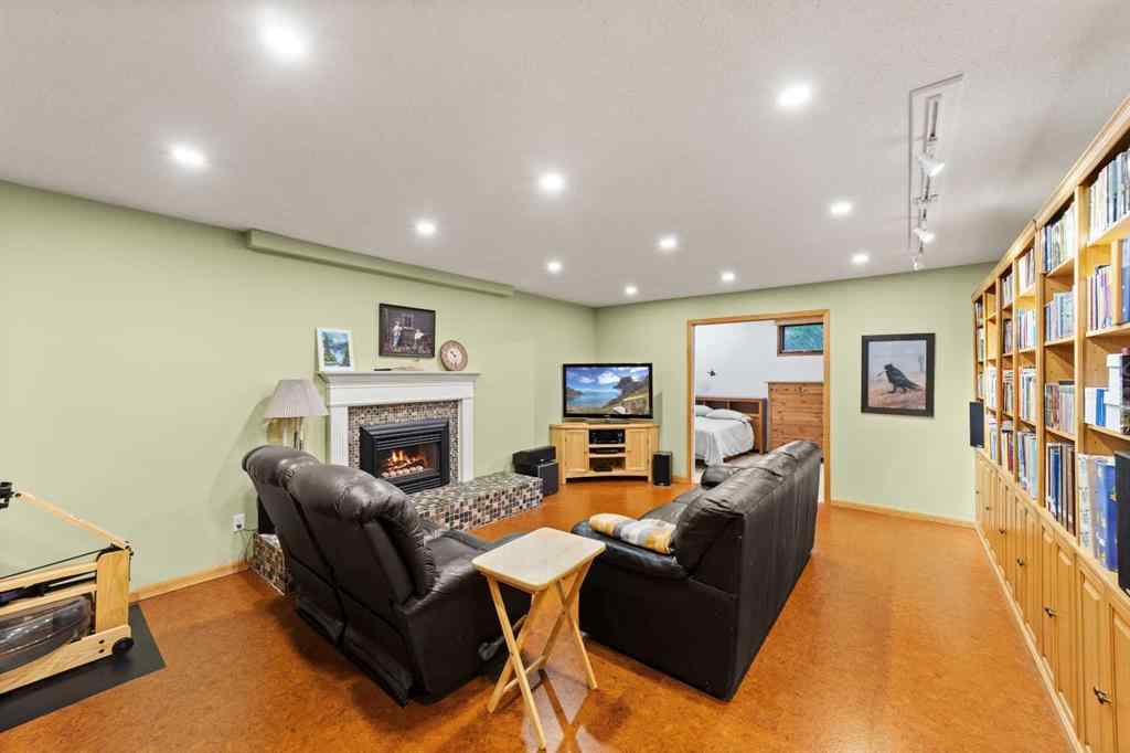 MLS® A2248485 - 25 Westheights Drive  in NONE Didsbury, Residential