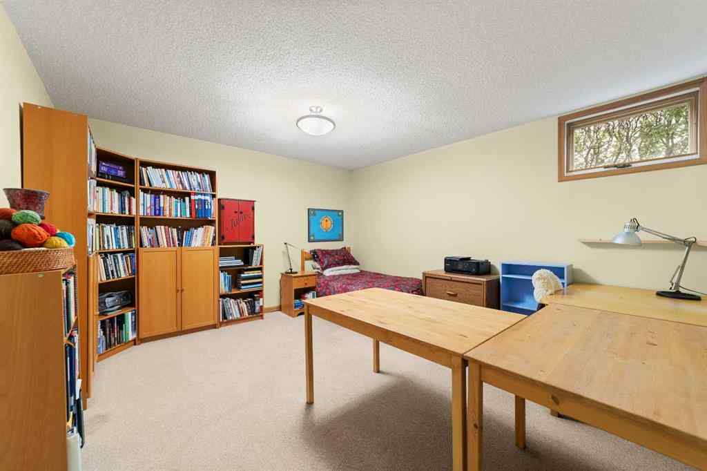 MLS® A2248485 - 25 Westheights Drive  in NONE Didsbury, Residential