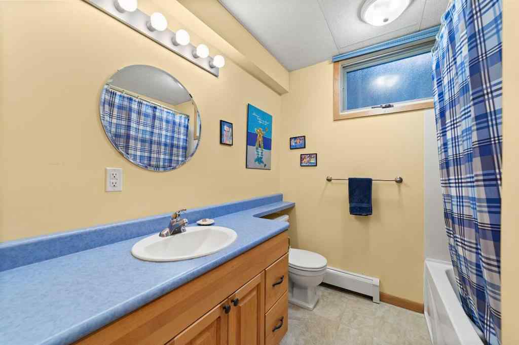 MLS® A2248485 - 25 Westheights Drive  in NONE Didsbury, Residential