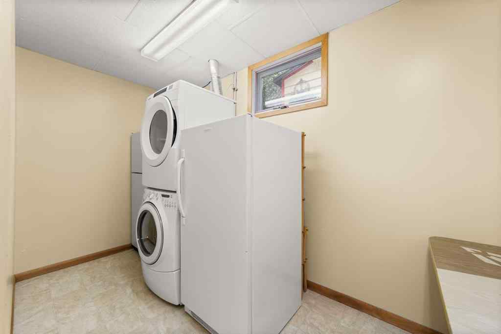 MLS® A2248485 - 25 Westheights Drive  in NONE Didsbury, Residential
