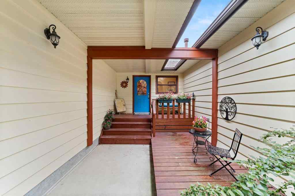 MLS® A2248485 - 25 Westheights Drive  in NONE Didsbury, Residential