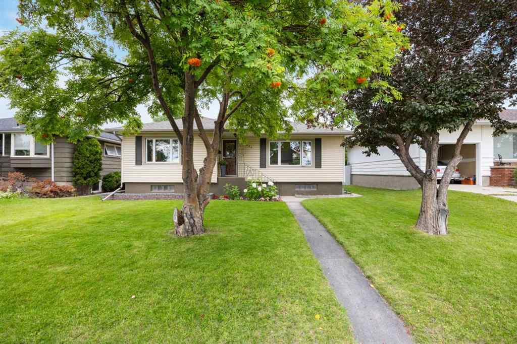 MLS® A2248487 - 2452 Capitol Hill Crescent NW in Banff Trail Calgary, Residential