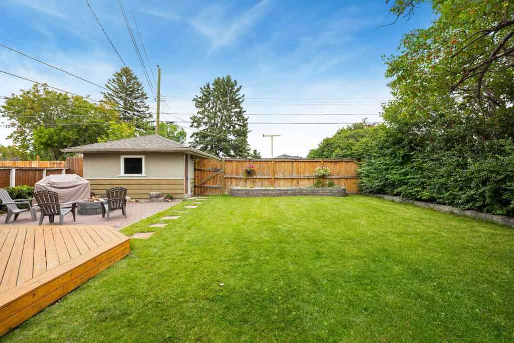MLS® A2248487 - 2452 Capitol Hill Crescent NW in Banff Trail Calgary, Residential