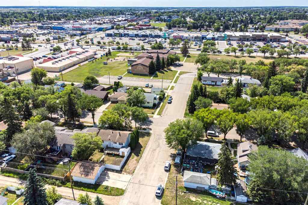 MLS® A2248496 - 5220 46 Street  in West Lloydminster Lloydminster, Residential