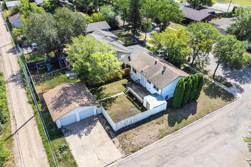 MLS® A2248496 - 5220 46 Street  in West Lloydminster Lloydminster, Residential