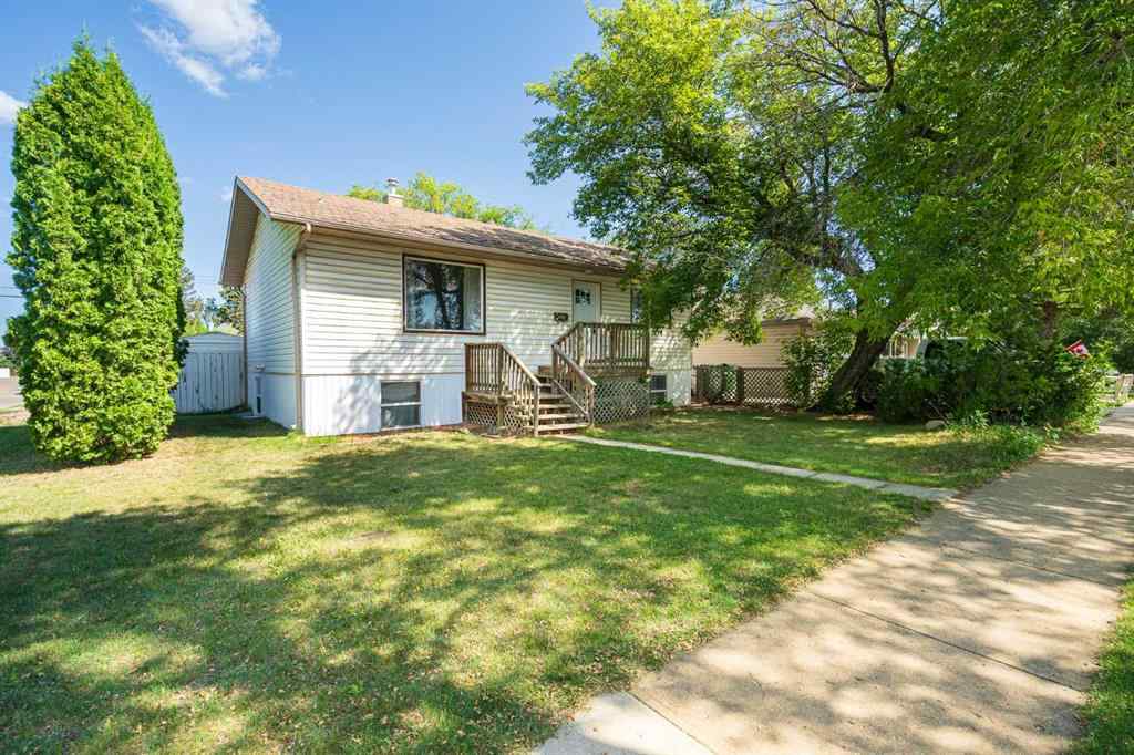 MLS® A2248496 - 5220 46 Street  in West Lloydminster Lloydminster, Residential