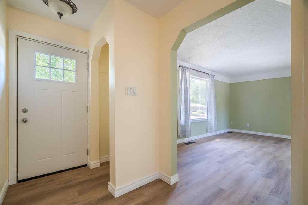MLS® A2248496 - 5220 46 Street  in West Lloydminster Lloydminster, Residential