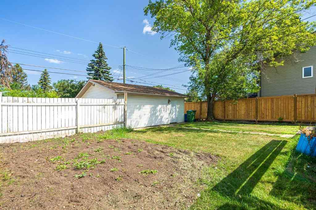 MLS® A2248496 - 5220 46 Street  in West Lloydminster Lloydminster, Residential