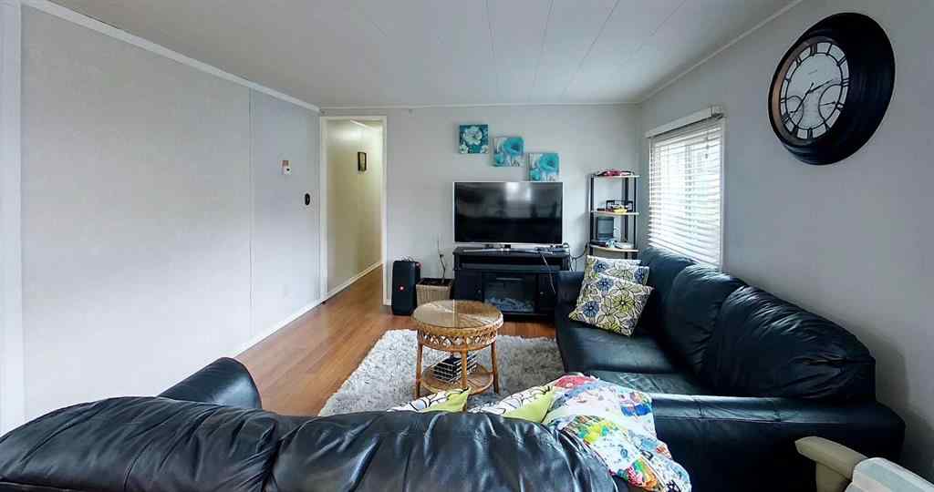 MLS® A2248499 - 5124 8 Avenue  in Edson Edson, Residential