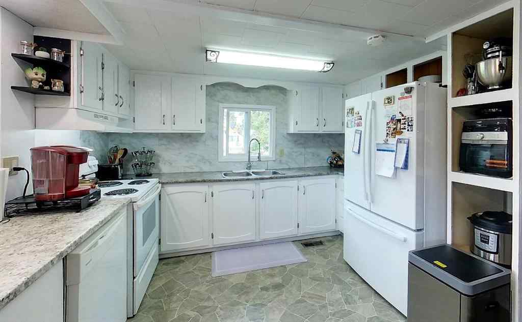MLS® A2248499 - 5124 8 Avenue  in Edson Edson, Residential
