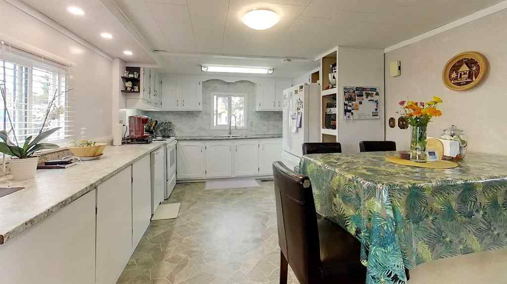 MLS® A2248499 - 5124 8 Avenue  in Edson Edson, Residential