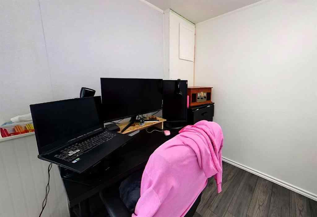 MLS® A2248499 - 5124 8 Avenue  in Edson Edson, Residential