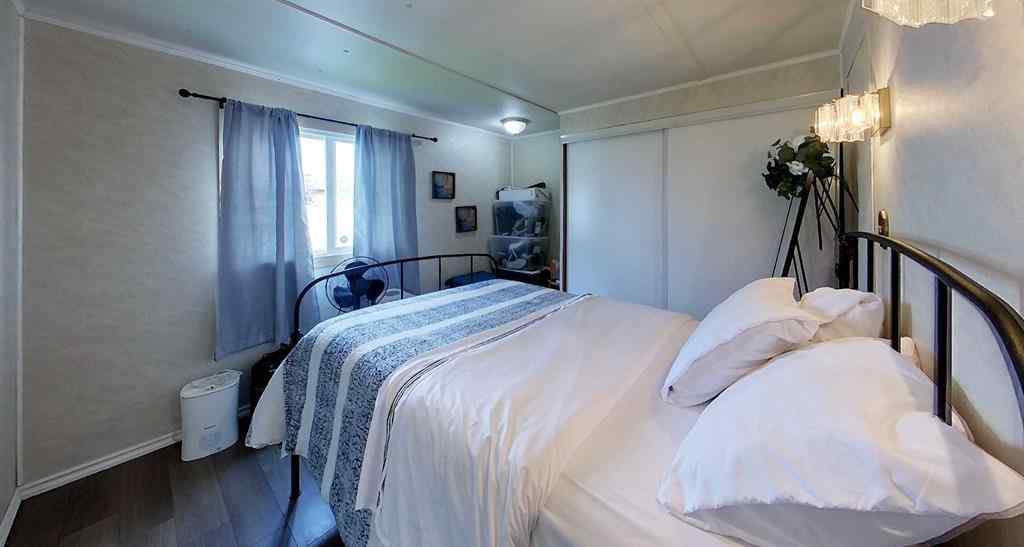MLS® A2248499 - 5124 8 Avenue  in Edson Edson, Residential