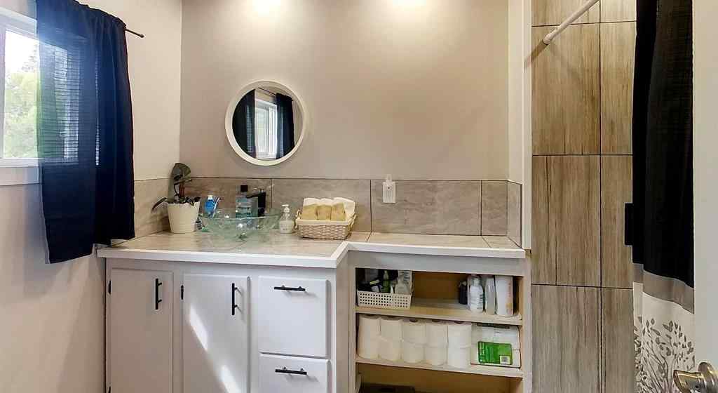 MLS® A2248499 - 5124 8 Avenue  in Edson Edson, Residential