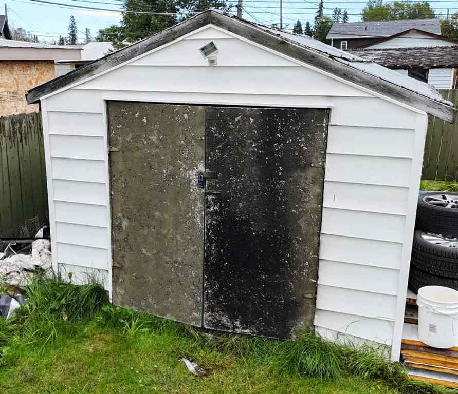 MLS® A2248499 - 5124 8 Avenue  in Edson Edson, Residential