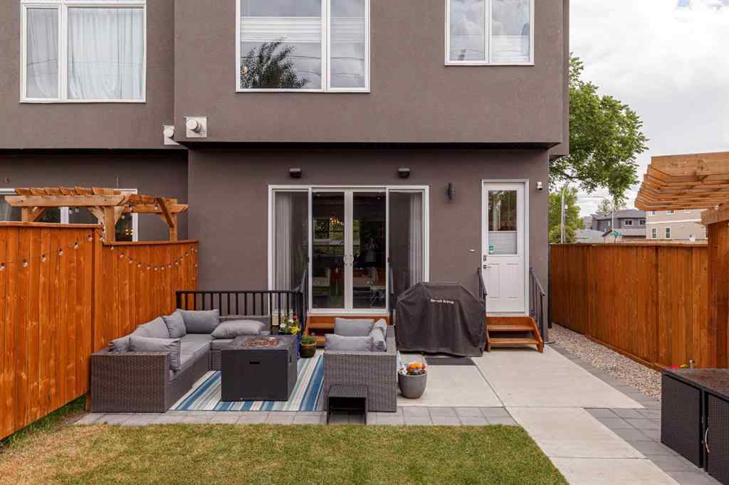 MLS® A2248503 - 2637 36 Street SW in Killarney/Glengarry Calgary, Residential