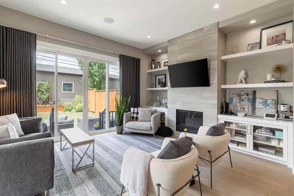 MLS® A2248503 - 2637 36 Street SW in Killarney/Glengarry Calgary, Residential