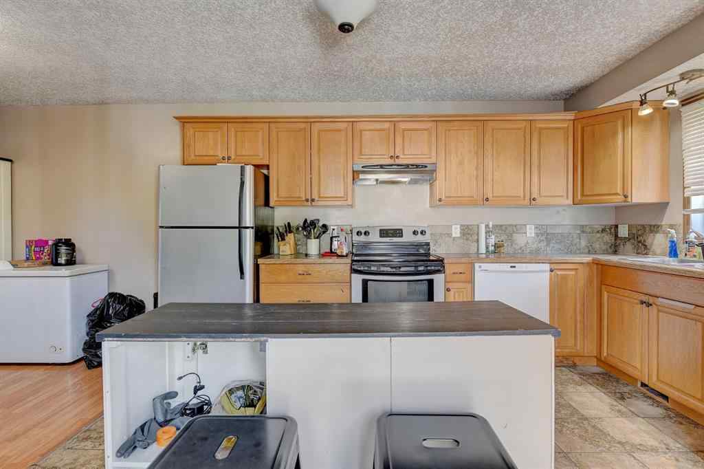 MLS® A2248509 - Unit #A & B 9273 94 Avenue  in Smith Grande Prairie, Residential