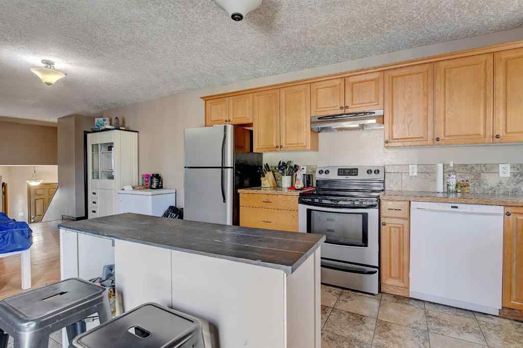 MLS® A2248509 - Unit #A & B 9273 94 Avenue  in Smith Grande Prairie, Residential