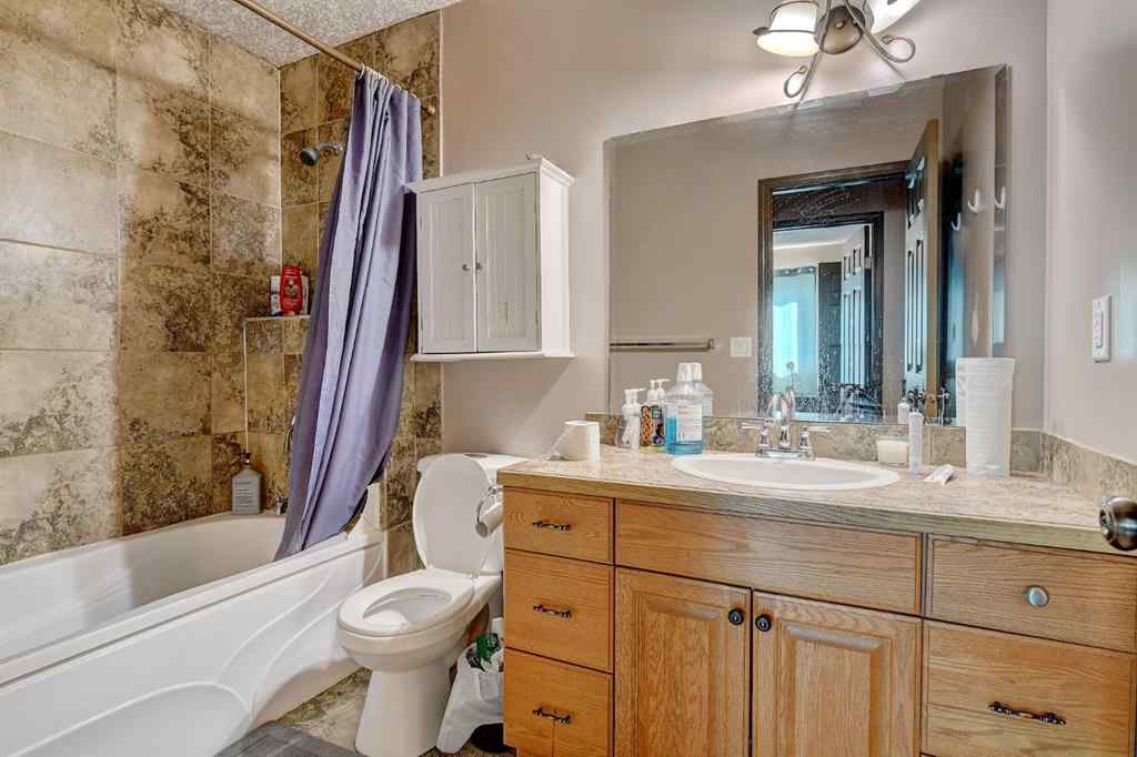 MLS® A2248509 - Unit #A & B 9273 94 Avenue  in Smith Grande Prairie, Residential