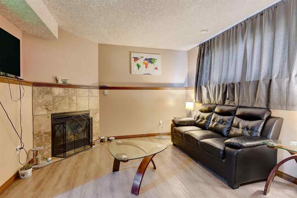 MLS® A2248509 - Unit #A & B 9273 94 Avenue  in Smith Grande Prairie, Residential