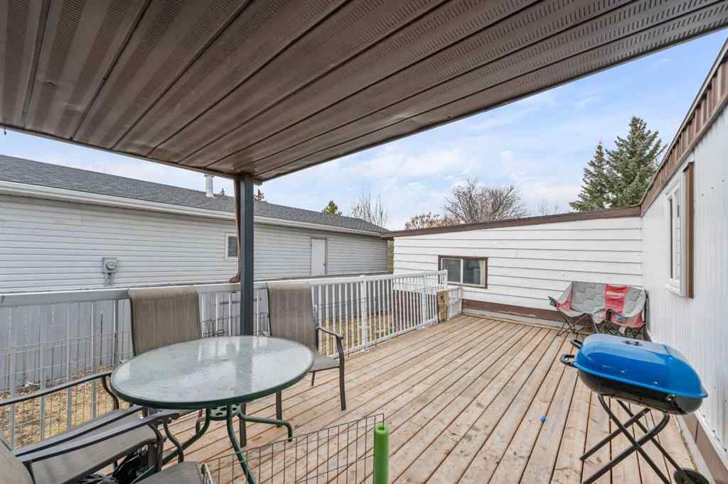 MLS® A2248510 - 826 Brentwood Crescent  in Brentwood_Strathmore Strathmore, Residential