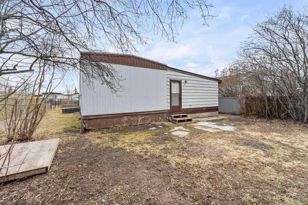MLS® A2248510 - 826 Brentwood Crescent  in Brentwood_Strathmore Strathmore, Residential