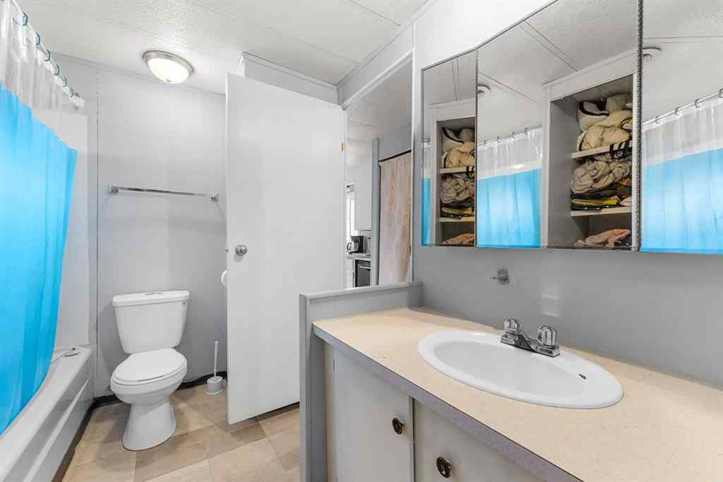 MLS® A2248510 - 826 Brentwood Crescent  in Brentwood_Strathmore Strathmore, Residential