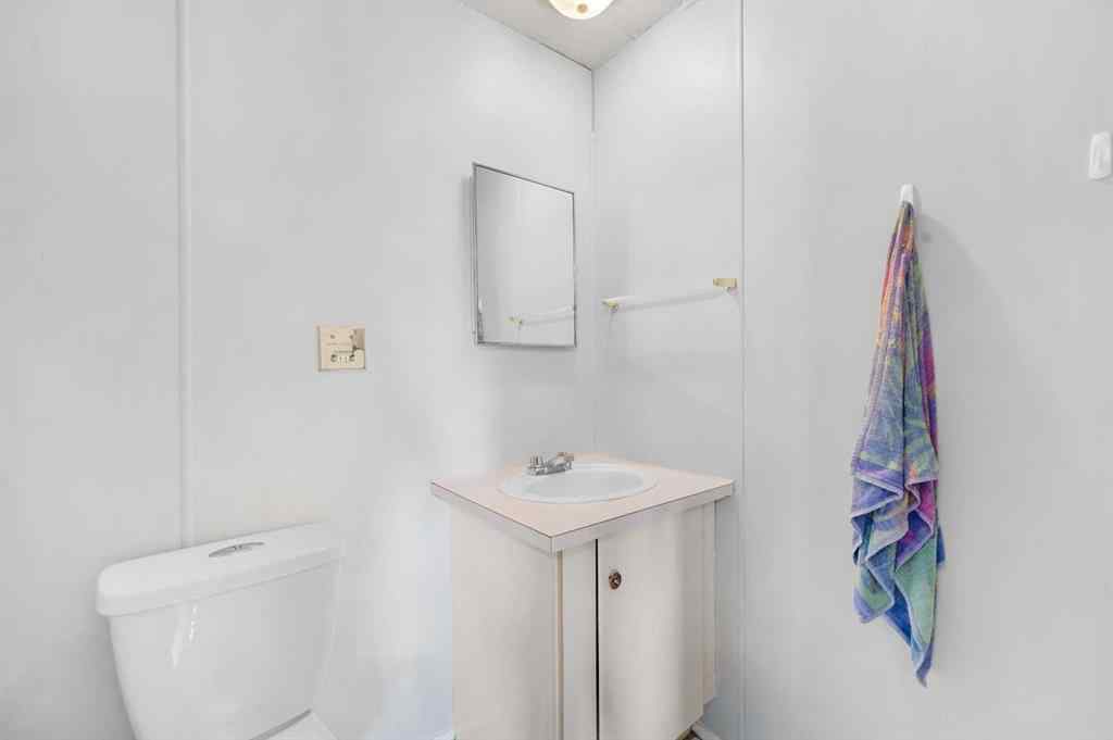 MLS® A2248510 - 826 Brentwood Crescent  in Brentwood_Strathmore Strathmore, Residential