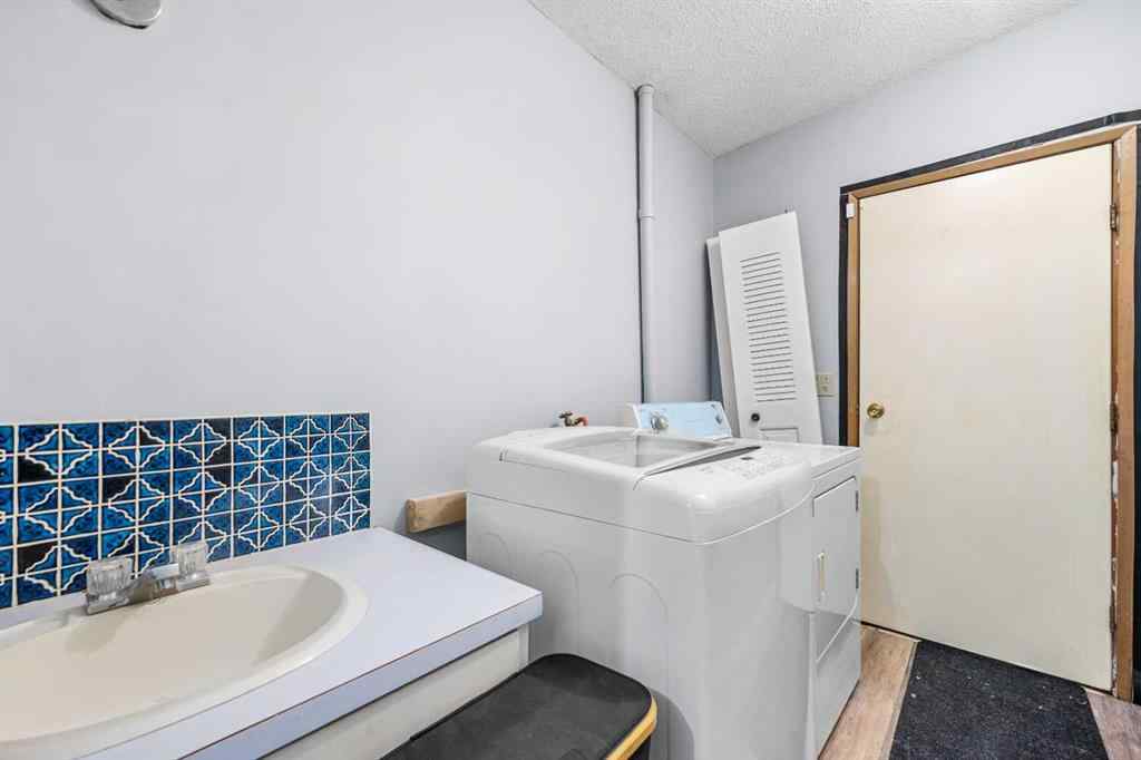 MLS® A2248510 - 826 Brentwood Crescent  in Brentwood_Strathmore Strathmore, Residential