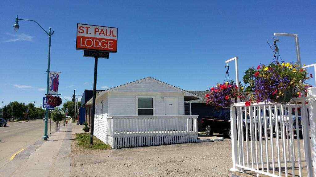 MLS® A2248518 - 5214 50 Avenue  in NONE St. Paul, Commercial