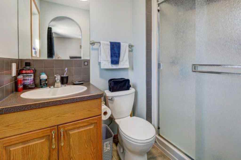 MLS® A2248523 - 1030 1 Street SW in Bankview Drumheller, Residential