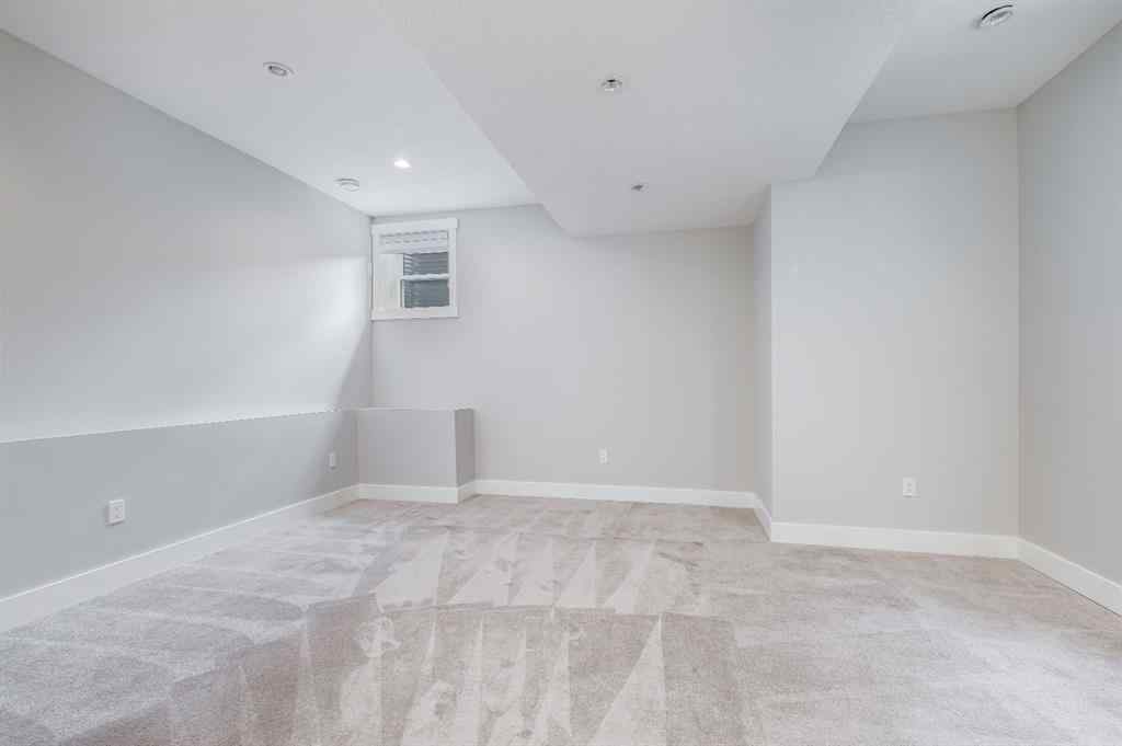 MLS® A2248524 - 2985 12 Avenue SW in Shaganappi Calgary, Residential